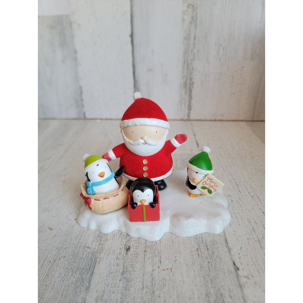 Hallmark‎ countdown to Christmas santa penguin xmas figure